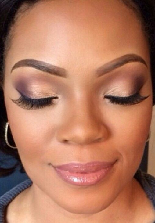 Flawless work by @iamkevinwade on @heathersanders_ blending is so gorgeous and Im loving her brows using Dipbrow in Ebony. Anastasiabeverlyhills anastasiabrows makeup