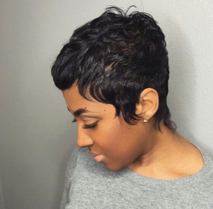 Loveee via @pekelariley - http://community.blackhairinformation.com/hairstyle-gallery/short-haircuts/loveee-via-pekelariley/