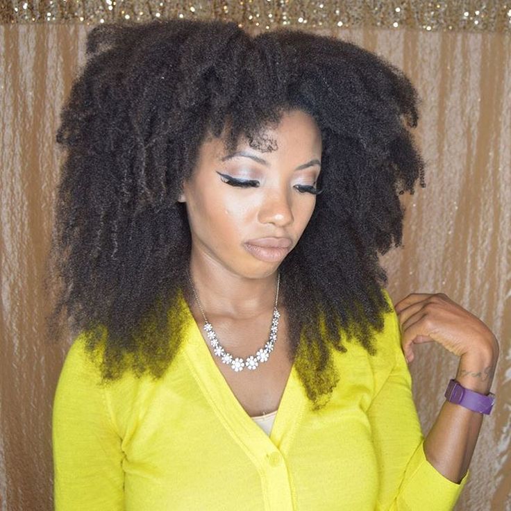 See this Instagram photo by @igbocurls • Long Afro hair. Long natural hair. Long kinky hair. Natural hair shrinkage. Afro hair. Natural hair. Kinky hair. Healthy natural hair. 4c hair type. 4c hair. 4c naturals. 4c natural. long 4c natural hair. long 4c hair