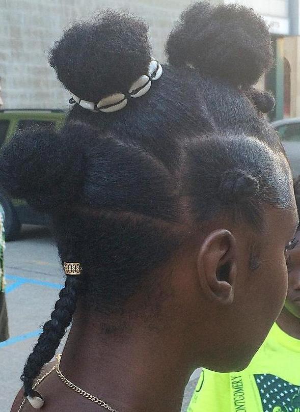 Bantu Knots With Cowrie Shells