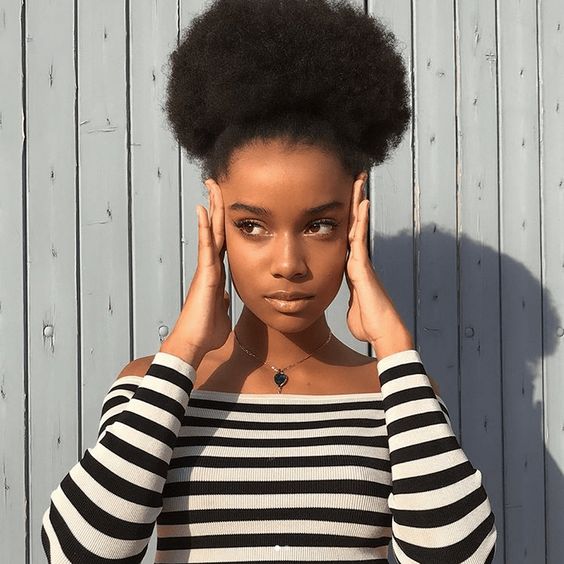 Afro Puff Drawstring Ponytail with 2 Replaceable Bangs 1B Afro High Puff  Bun with Spring Curl Bangs and Afro Hair Puffs Bangs for Black Women :  Amazon.in: Beauty