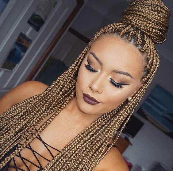 small blonde box braids