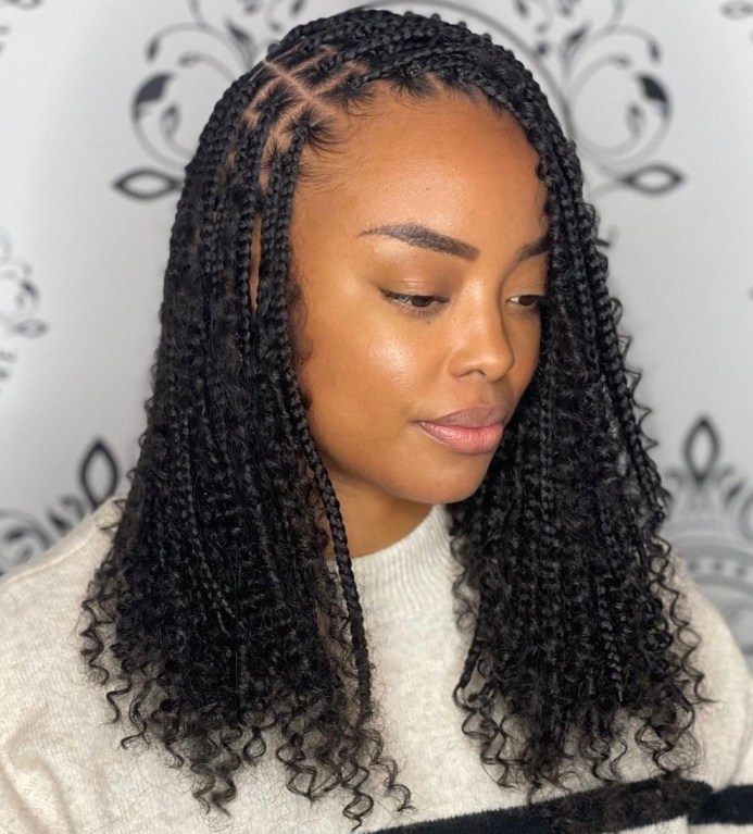 25 half knotless braids with curls CV8anjKMiLM