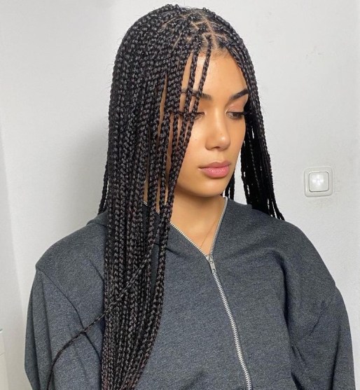 36 long face framing knotless braids