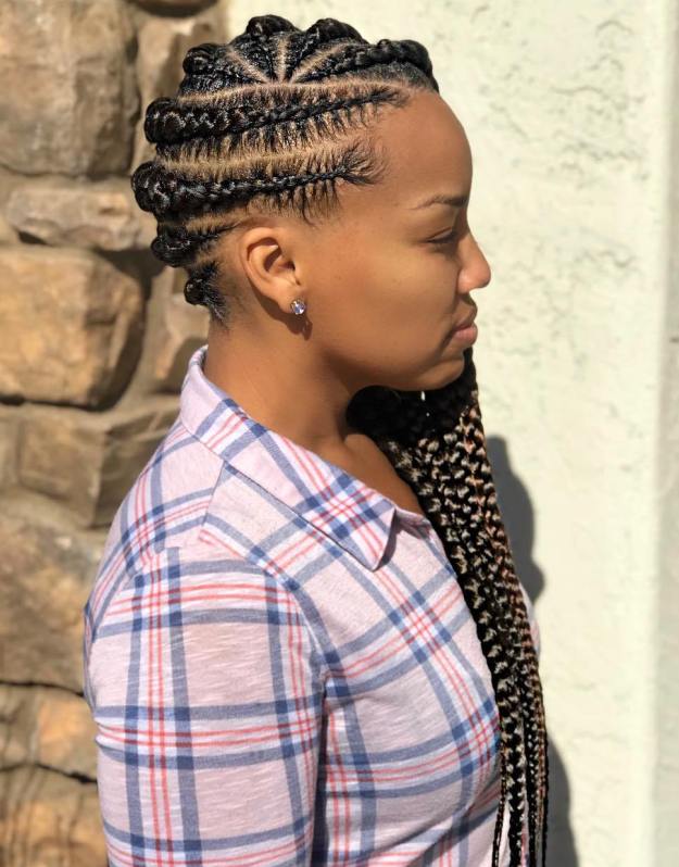 11 wrap around triangular braids