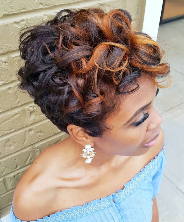 4 short black hairstyle with curls