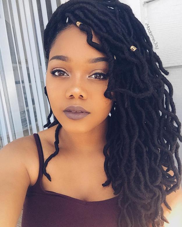 40 Fabulous Funky Ways to Pull Off Faux Locs 1