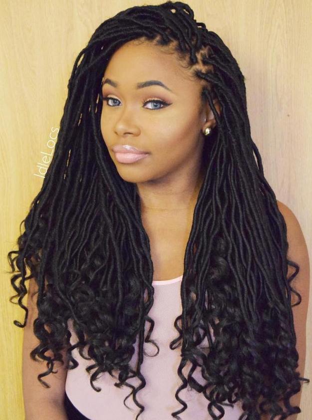 40 Fabulous Funky Ways to Pull Off Faux Locs 11