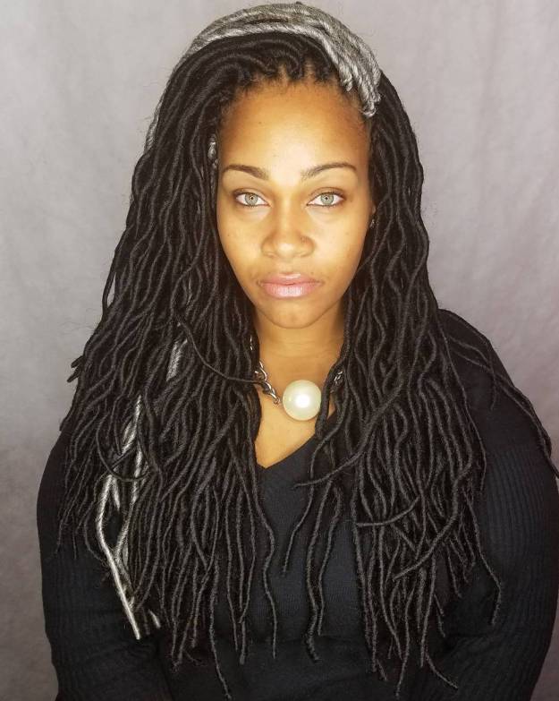 40 Fabulous Funky Ways to Pull Off Faux Locs 21