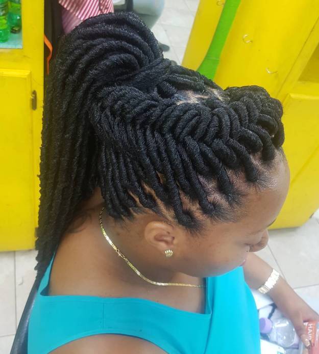 40 Fabulous Funky Ways to Pull Off Faux Locs 22