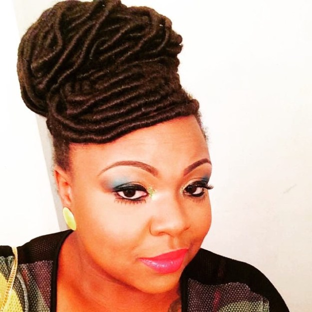 40 Fabulous Funky Ways to Pull Off Faux Locs 36