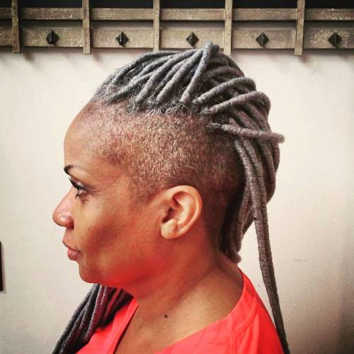 40 Fabulous Funky Ways to Pull Off Faux Locs 39