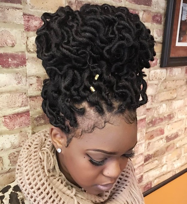 40 Fabulous Funky Ways to Pull Off Faux Locs 6
