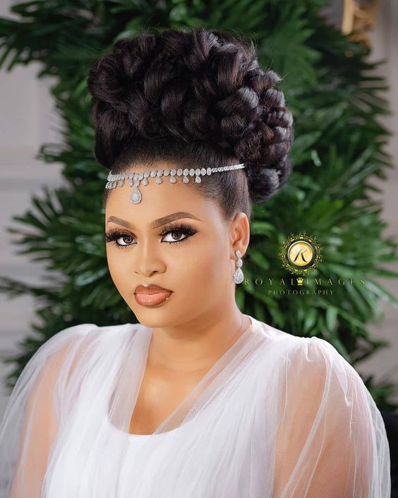 Stunning Hairstyles For Nigerian Brides this 2020 hairstyleforblackwomen.net 32