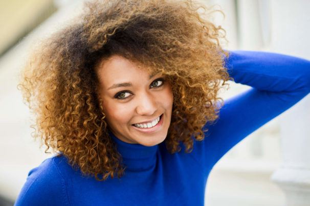 afro hairstyles dyed hair 606x404 1