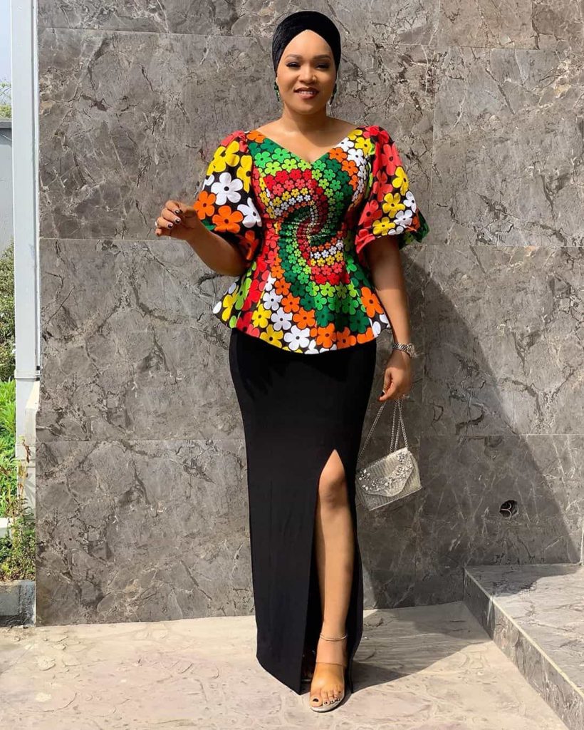 25 PHOTOS Lovely Ankara Styles by Bellaraju African Dress 22 820x1024 1