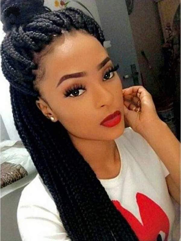 27 Braided Hairstyles That Will Reflect Your Style019