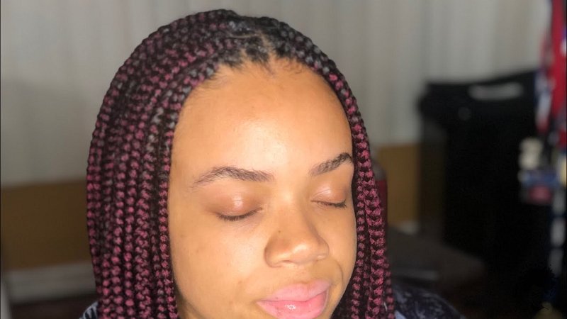 Burgundy box braids029