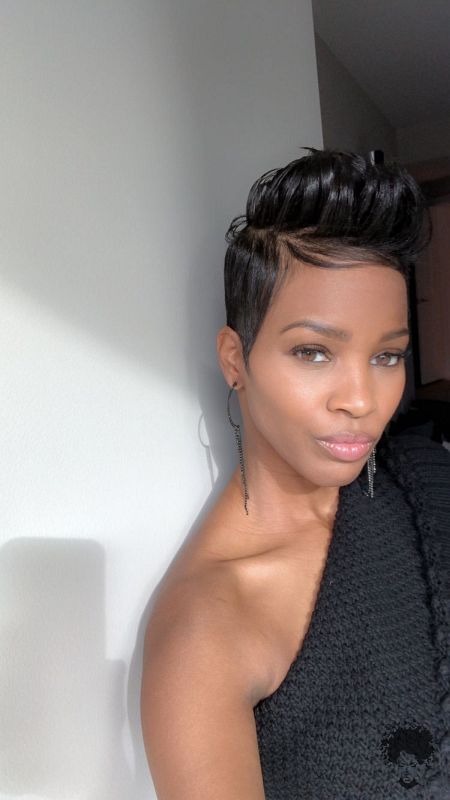 Best Short Hairstyles For Black Women With Different Details 18