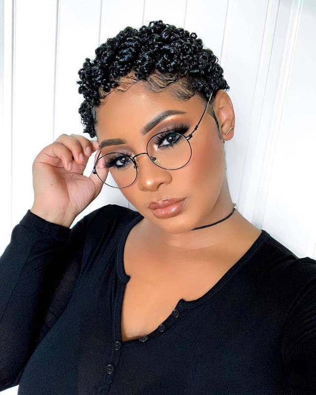 Best Short Hairstyles For Black Women With Different Details 54