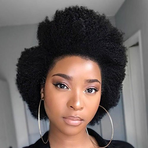 Short Blowout Hairstyle For Black Women