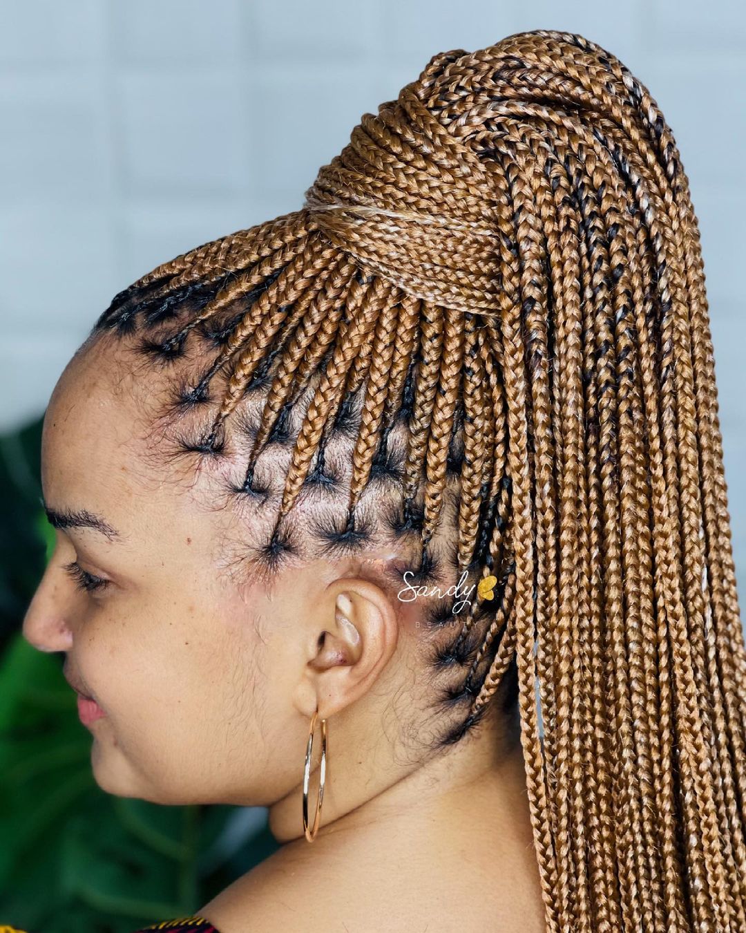 23 tiny knotless braids