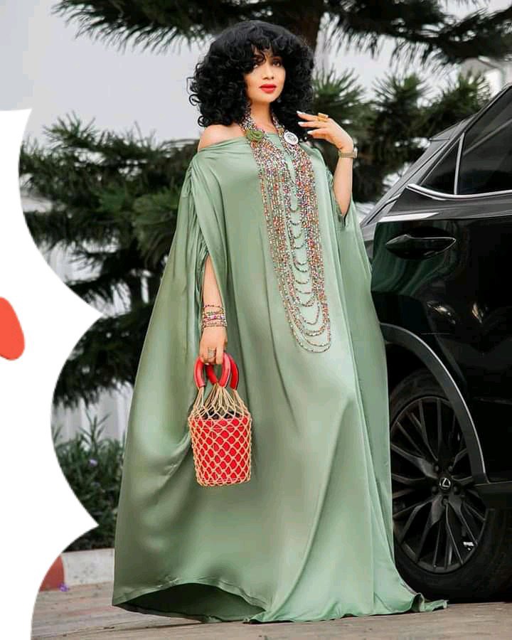 1652378156 255 50 Classy And Stylish Long Gowns For Matured Women