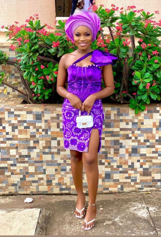 Super-Cute Lace Short Gowns For Any Special Occasion 7 Lace Short Gowns 2