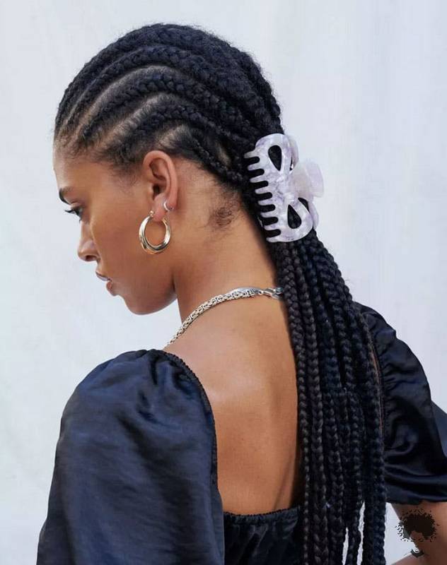 55 Braided Hairstyles That Will Make You Feel Confident056