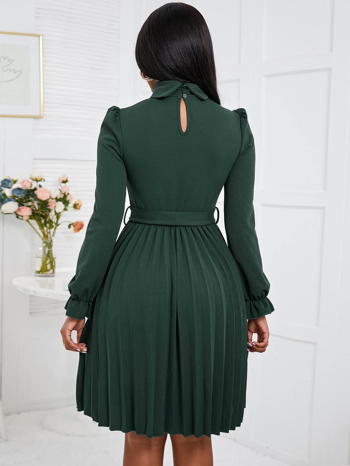 Elegant Dark Green Pleated Hem Dress Turtleneck Bel