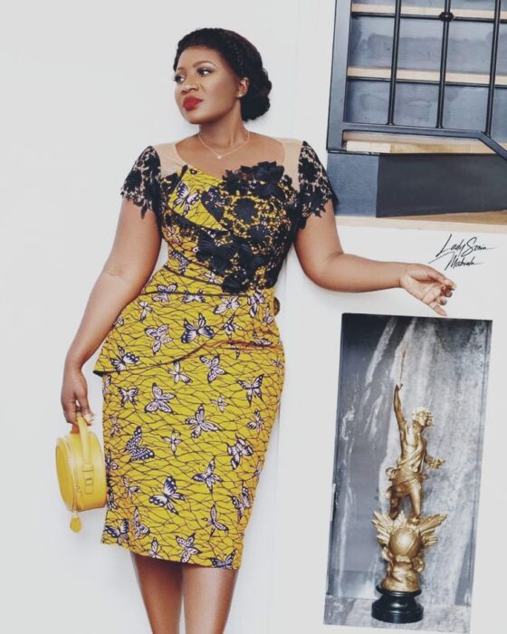 Mix matched Ankara and lace gown styles for stylish and elegant look 14