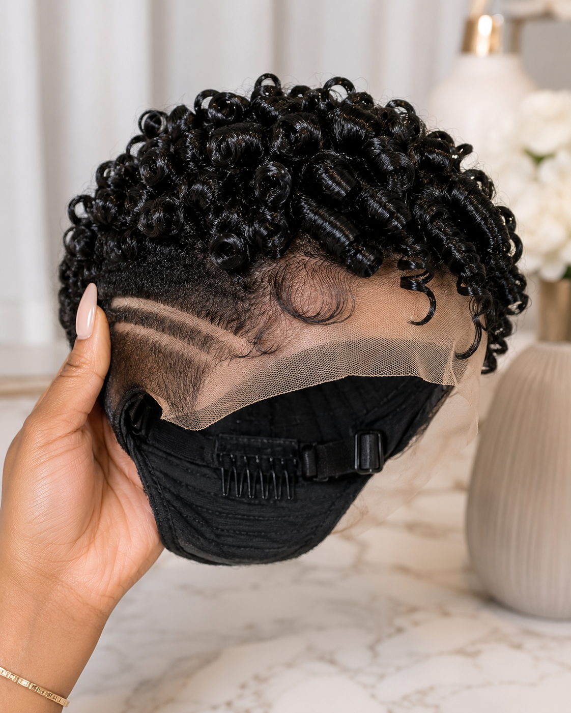 Dual-Carved Parallel Lines Require An Absolute Melt Along The Tapered Fade #StylistStudioMSC Dual-Carved Parallel Lines Require An Absolute Melt Along The Tapered Fade #StylistStudioMSC