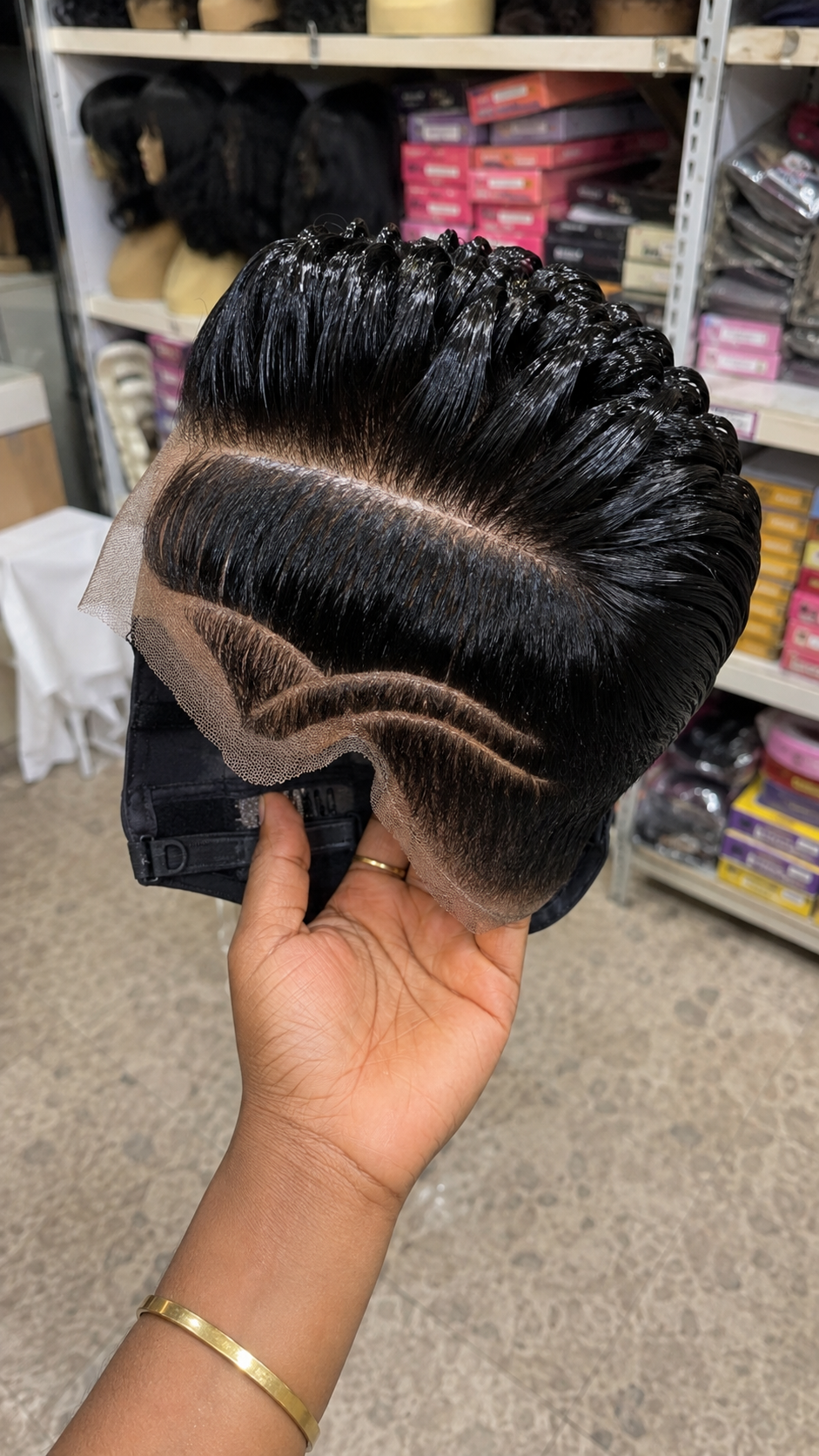 Curved Chevron Wave Razor Channels Anchor A Glass-Finish Jet Black Pompadour Pixie Wig #braidsforwomenh