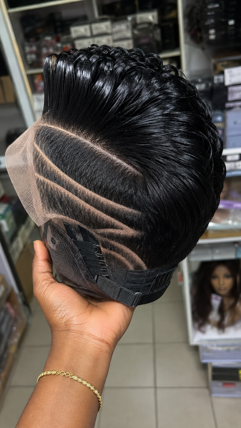The Geometric Multi-Track Carving On A Solid Jet-Black Pompadour Pixie Wig Relies Entirely On Contrast Precision #yourfashionassistanth The Geometric Multi-Track Carving On A Solid Jet-Black Pompadour Pixie Wig Relies Entirely On Contrast Precision #yourfashionassistanth