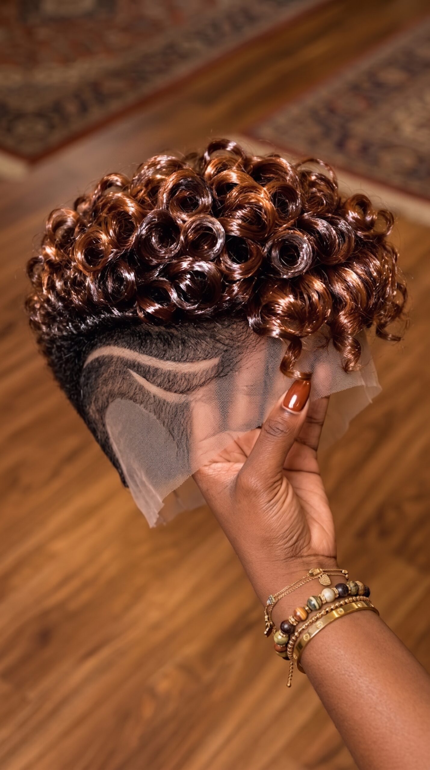 Sweeping Tribal Curved Razor Lines Require Higher Knotting Precision Than Flat Parallel Tracks #ExquisiteFashionTrends