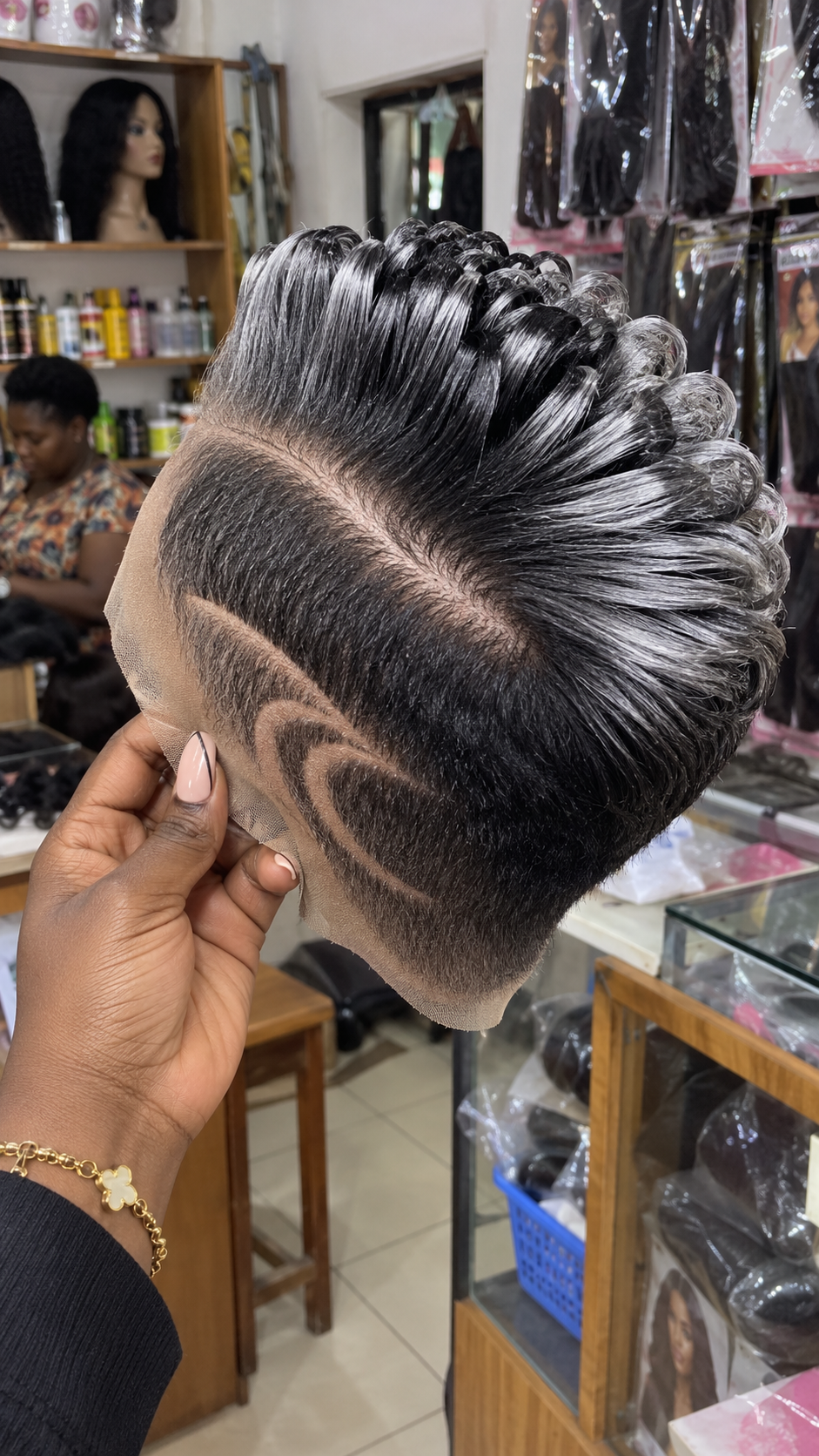 Black-to-Silver Loop Crown Wig With a Nested Side Curve #afth Black-to-Silver Loop Crown Wig With a Nested Side Curve #afth